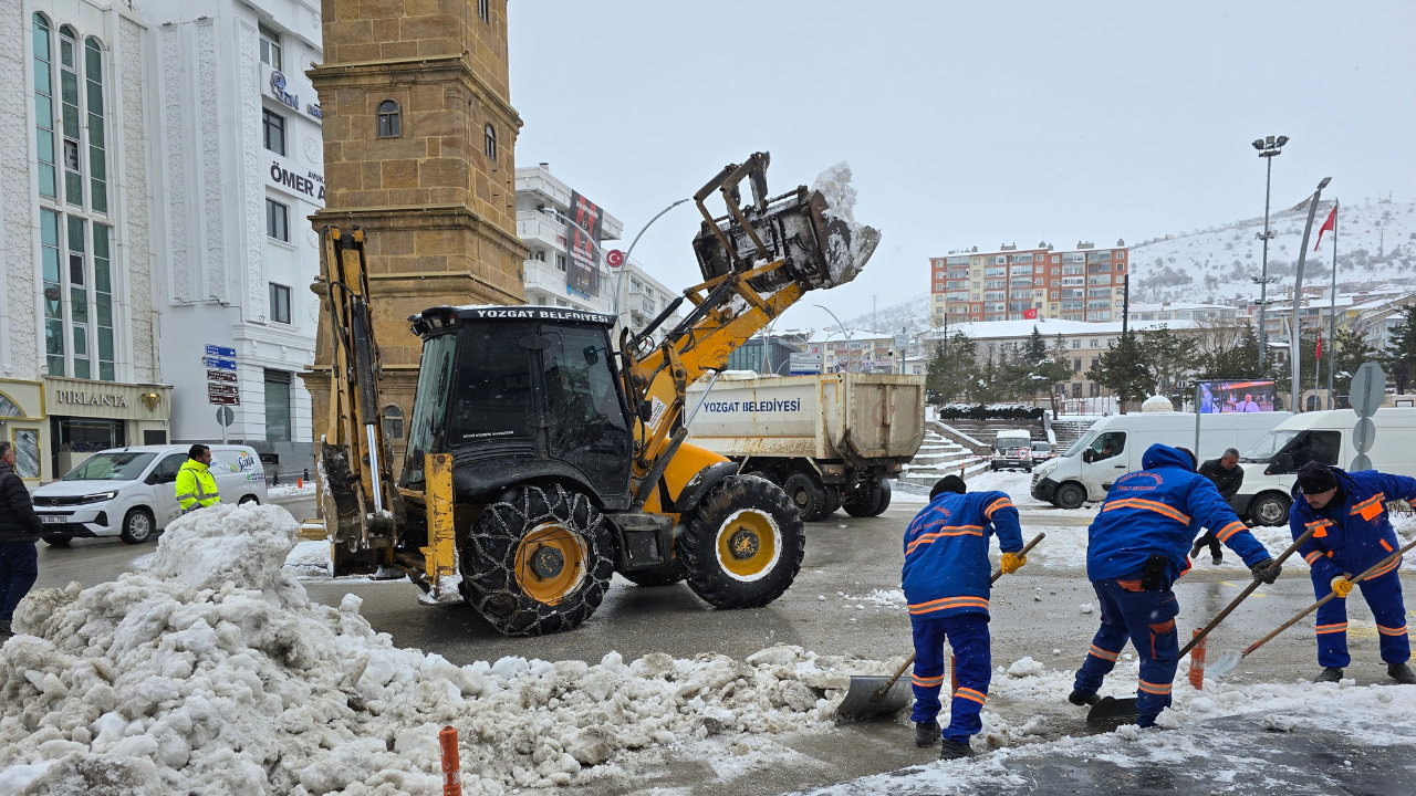 Yozgat’ta Kar Sevinci 20 Santimetrelik Yağış Yüzleri Güldürdü (5)
