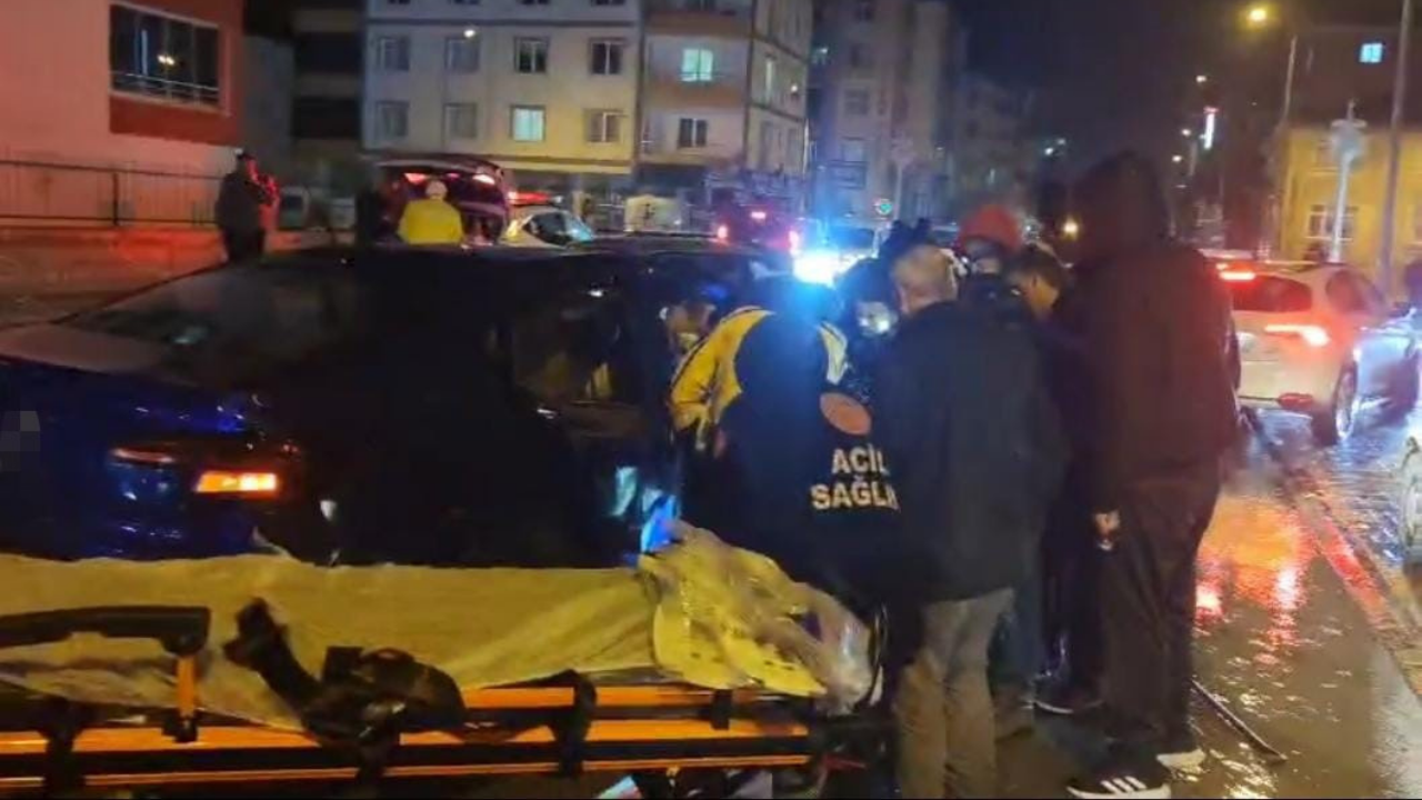 Yozgat’ta Zincirleme Kaza 7 Yaralı (4)