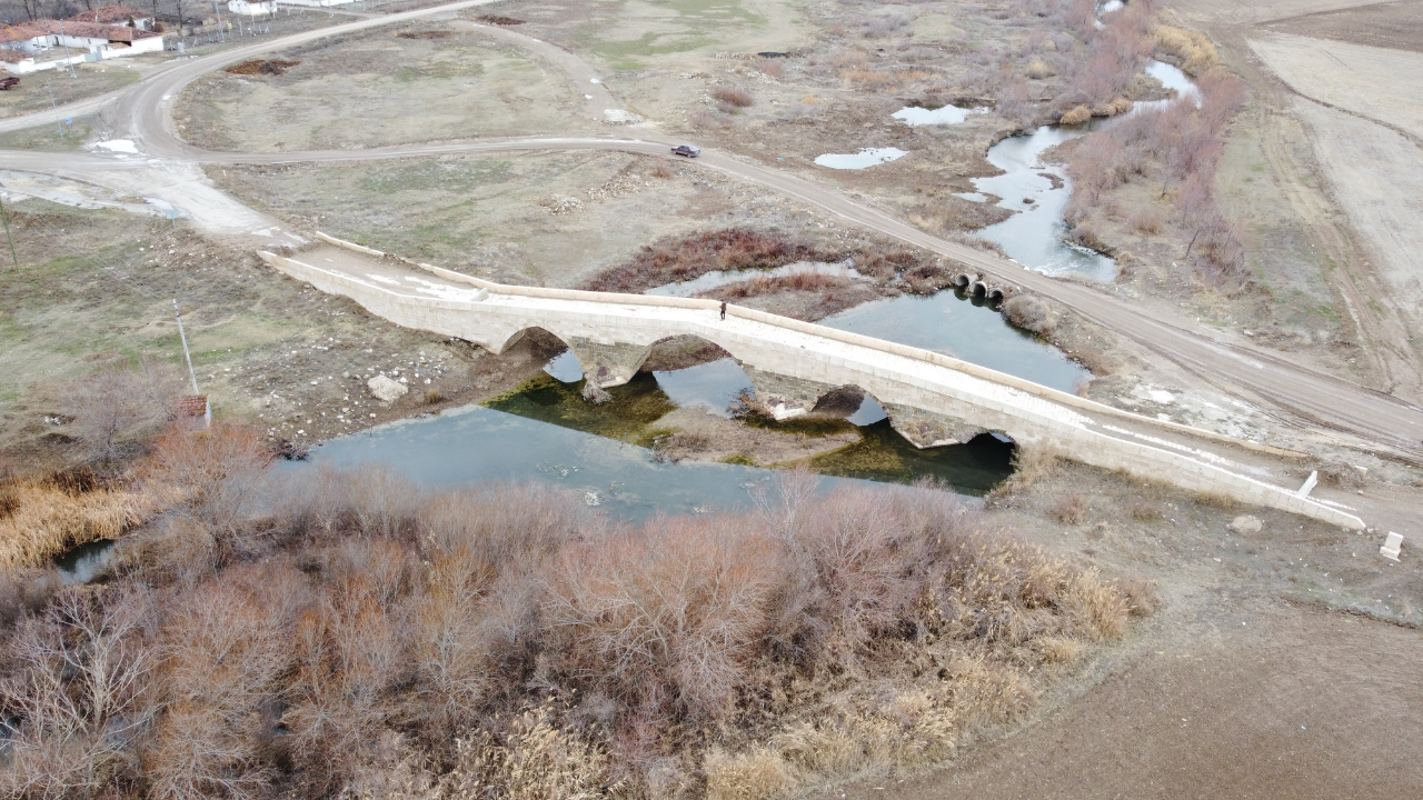Yozgat’taki Tarihi Tuzla Köprüsü Selçuklu'dan Günümüze Ulaştı (2)