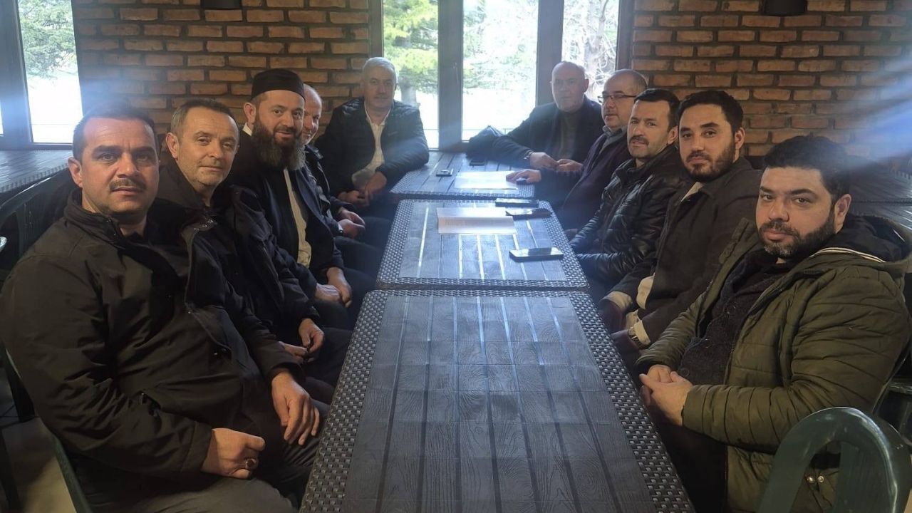 Din Görevlileri Sarıkaya’da Kitap Tahlilinde Bir Araya Geldi (3)