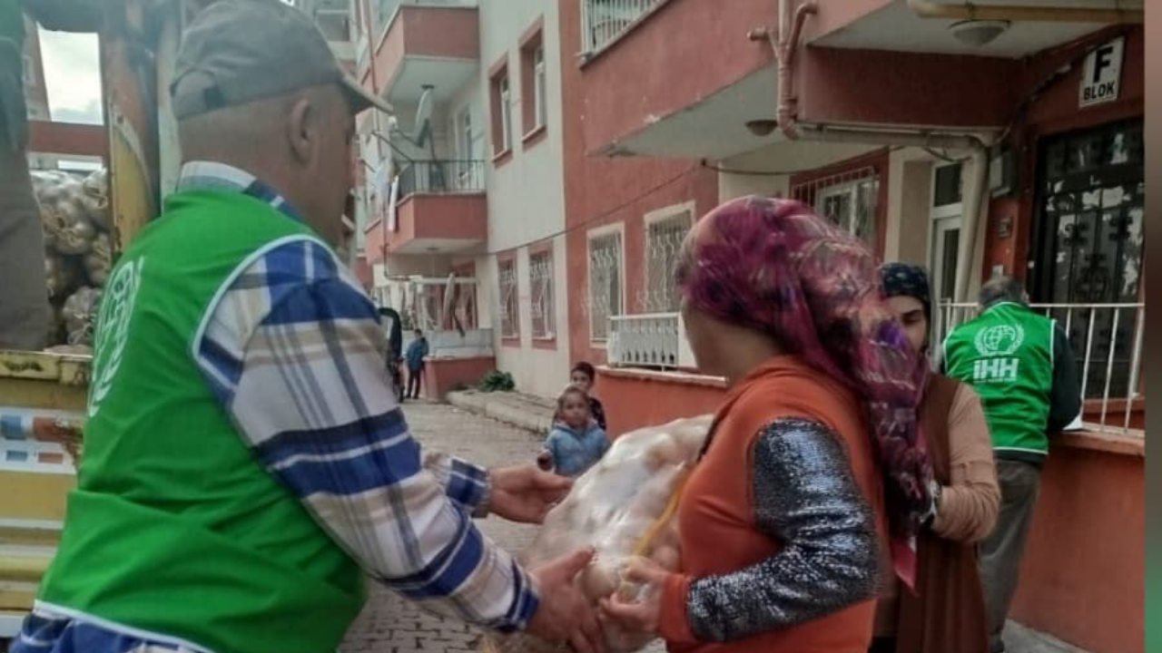İhh Yozgat’tan 17 Milyon Tl’lik Yardım, Ramazan’da 400 Gıda Kartı (2)