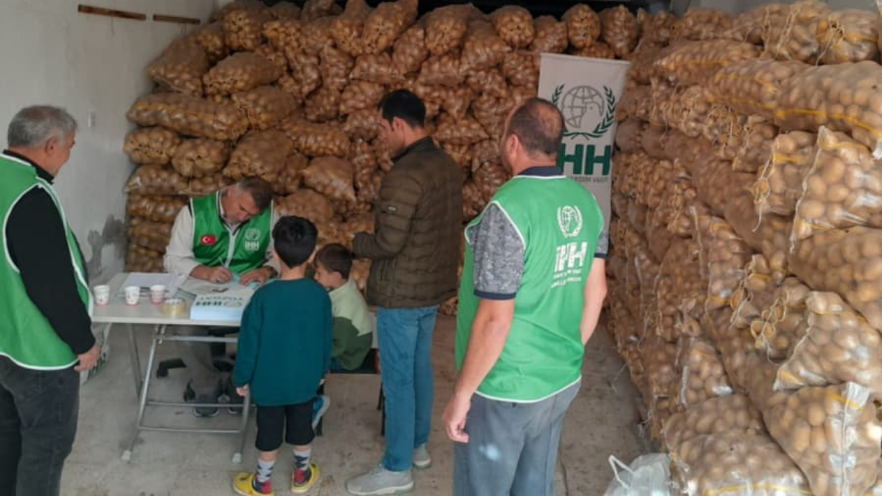 İhh Yozgat’tan 17 Milyon Tl’lik Yardım, Ramazan’da 400 Gıda Kartı (4)