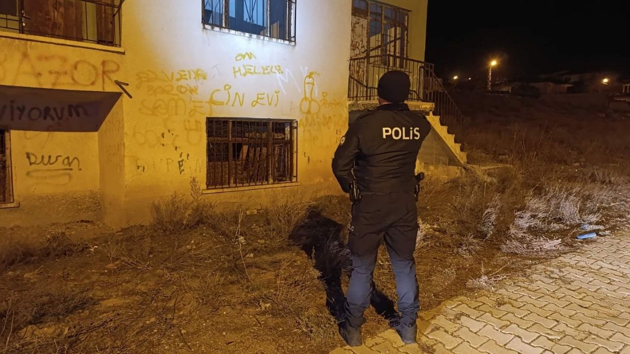 Şehir Genelinde Art Arda Kontroller Yozgat’ta Onlarca Kişi Ve Araç Sorgulandı (4)