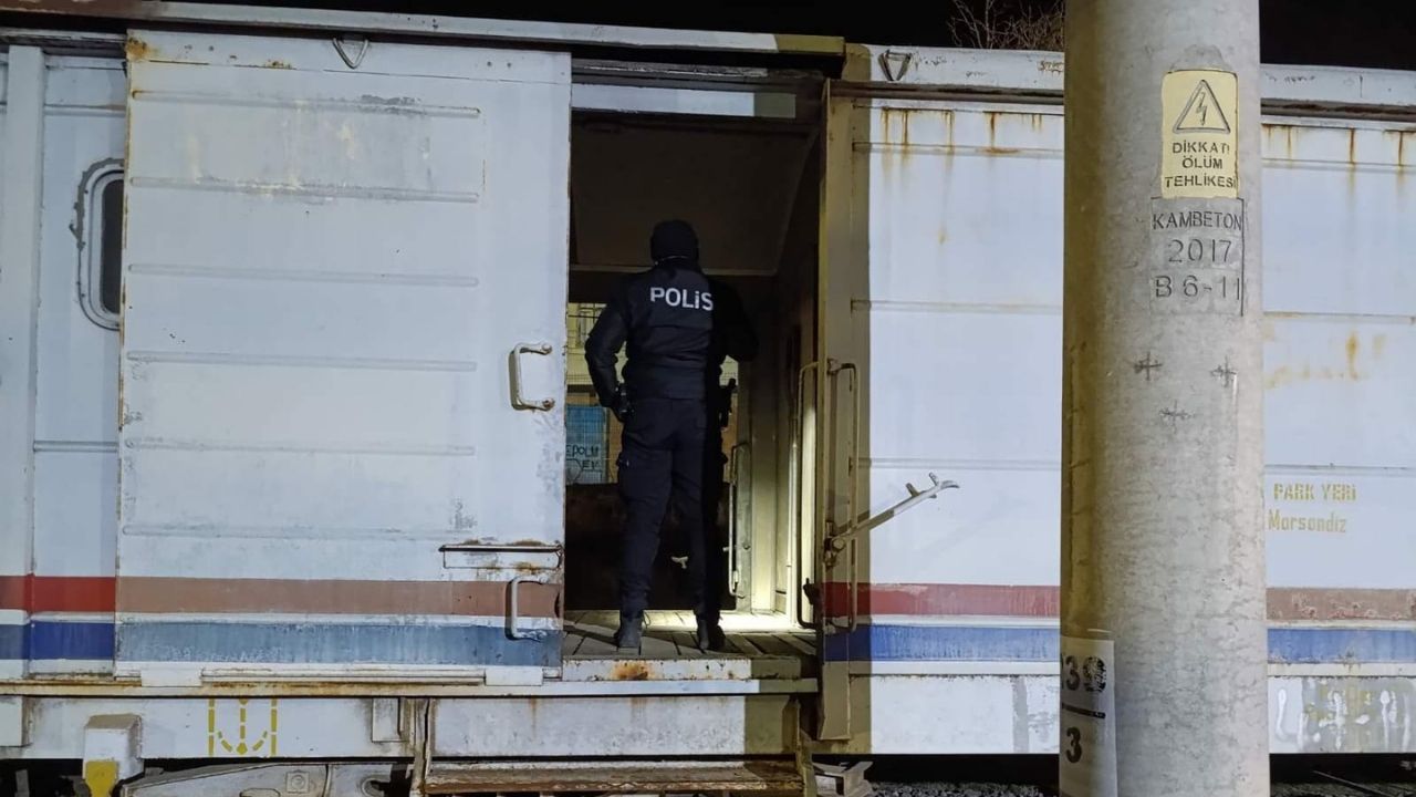 Şehir Genelinde Art Arda Kontroller Yozgat’ta Onlarca Kişi Ve Araç Sorgulandı (6)