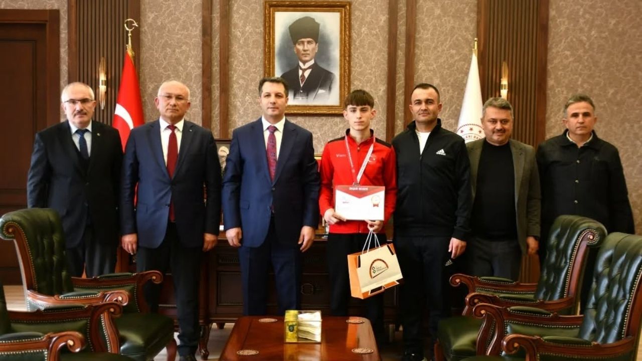 Sorgun Kaymakamı (4)