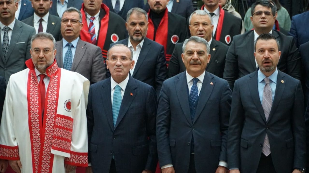 Tbmm Başkanvekili Bekir Bozdağ Yozgat’ta Hukuk Fakültesi Uygulama Mahkeme Salonu Açıldı (1)