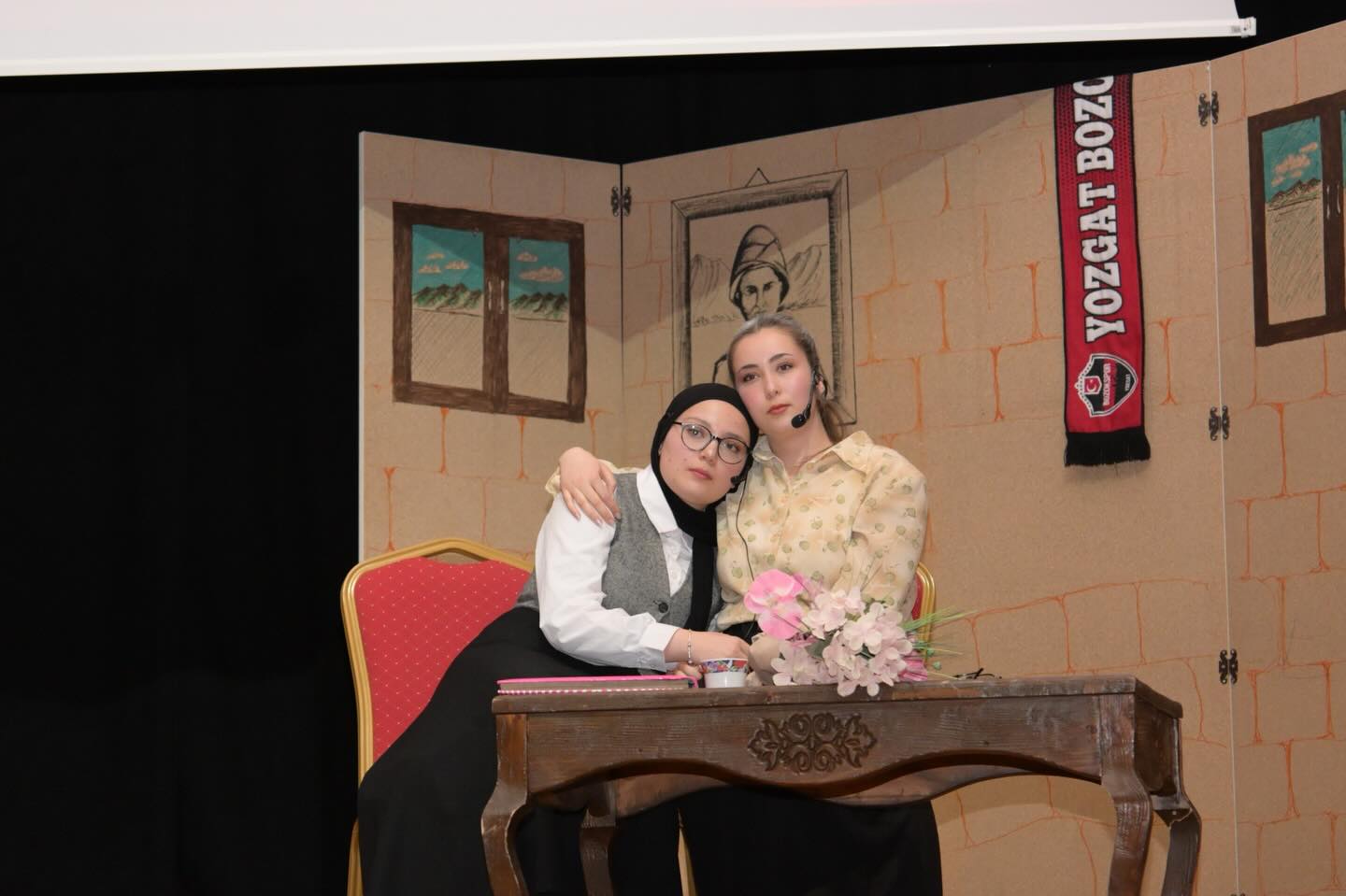 Tiyatro Gösterisi (3)