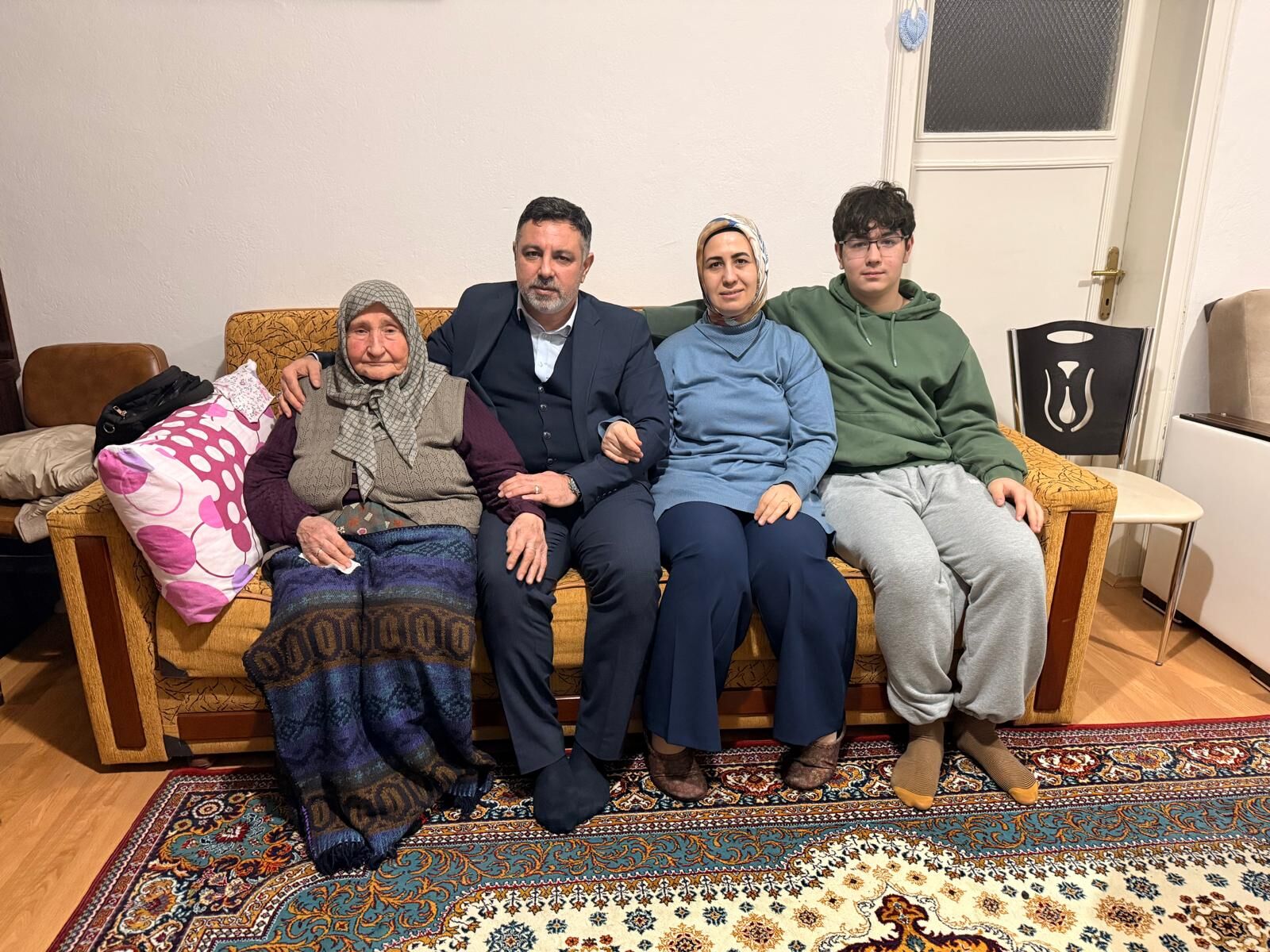 Yerköy Belediye Başkanı Şehit Ailesiyle İftarda Buluştu1