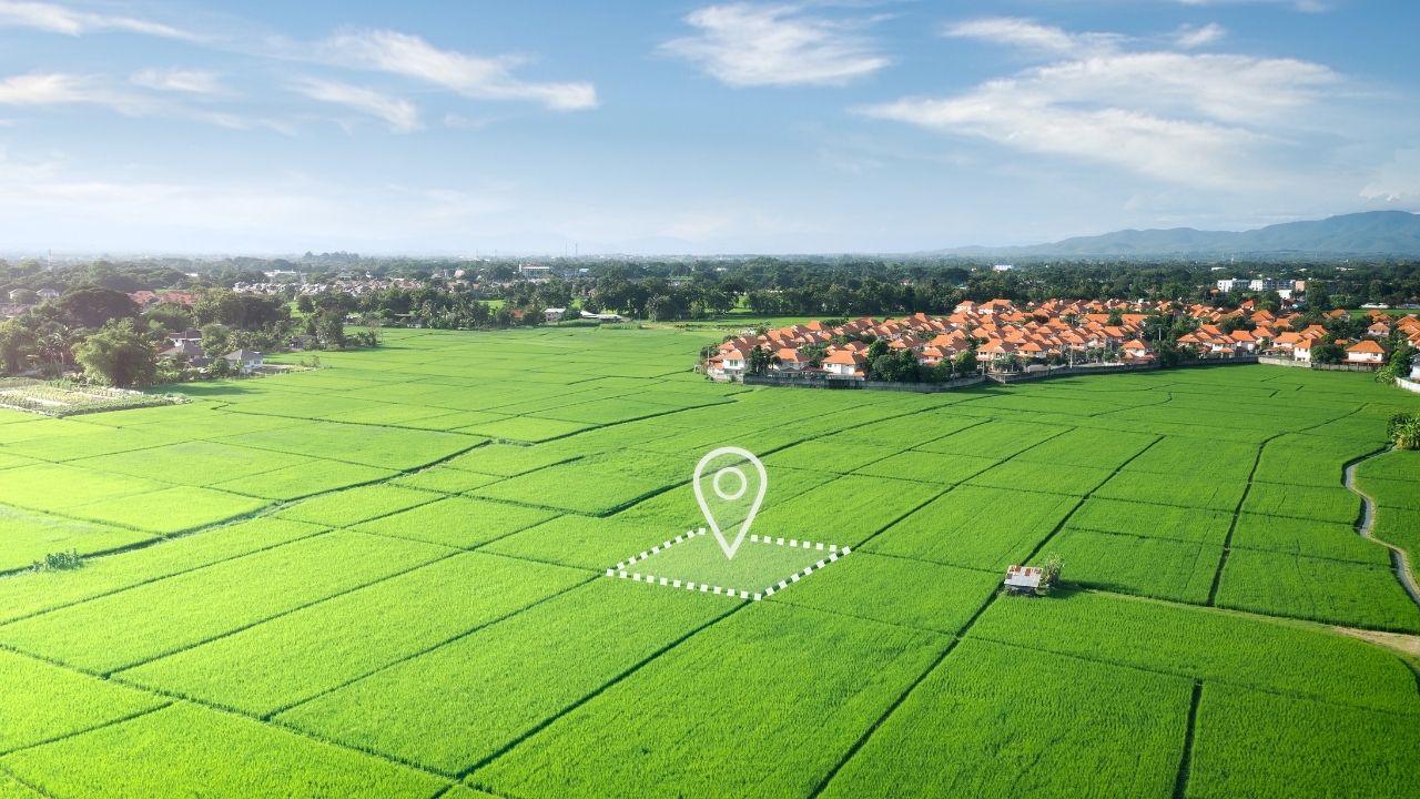 Yozgat'a 17 Km Uzaklıkta Topçu Köyünde 5 Tane Arsa Satılacak! (1)