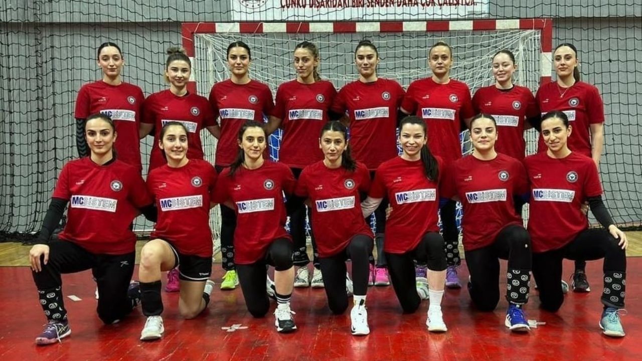 Yozgat’ın Sultanları Play Off Öncesi Tribünde Taraftarını Bekliyor
