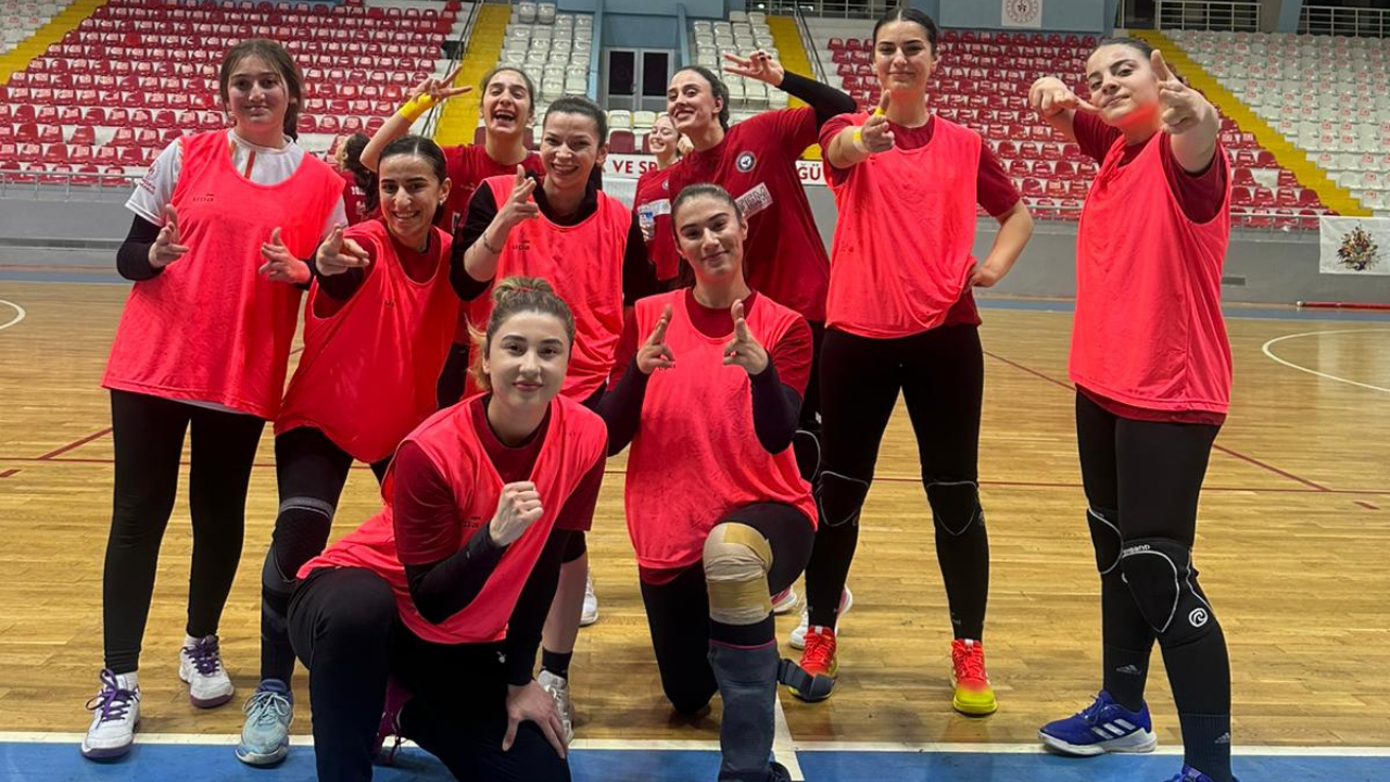 Yozgat’ın Sultanları Samsun Maçına Kilitlendi! Parkede Büyük Heyecan (2)