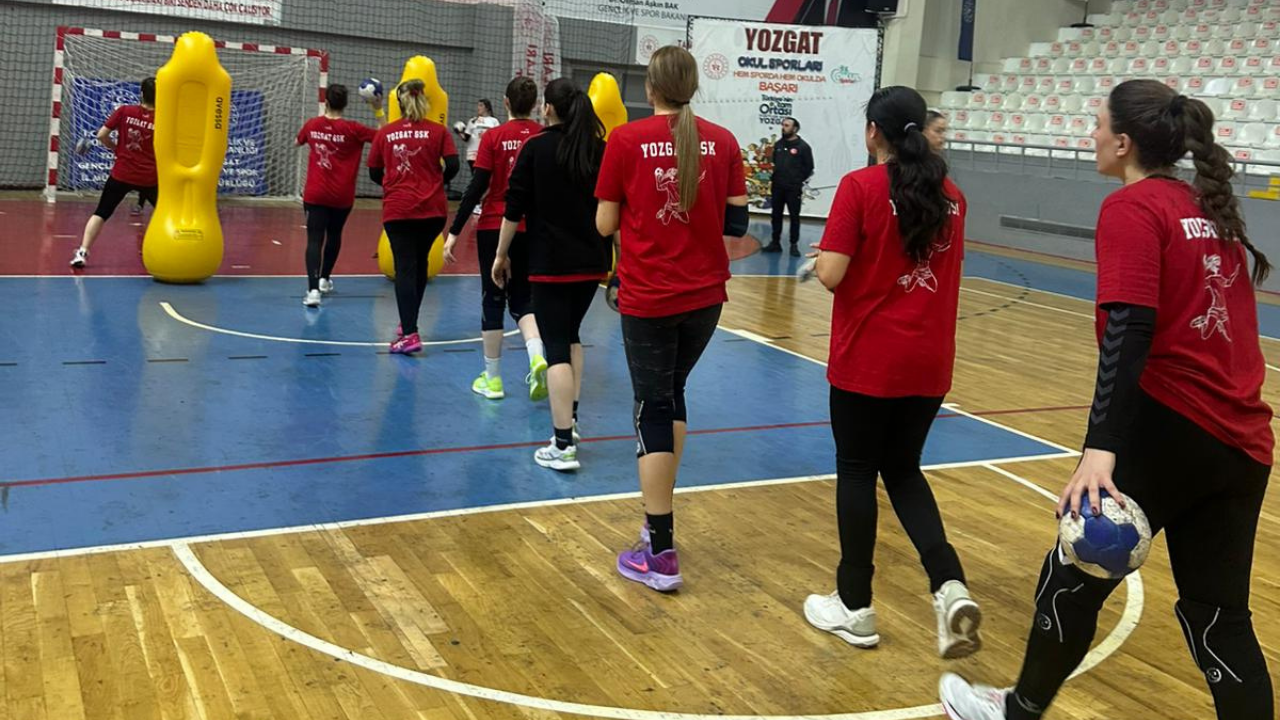 Yozgat’ın Sultanları Samsun Maçına Kilitlendi! Parkede Büyük Heyecan (4)