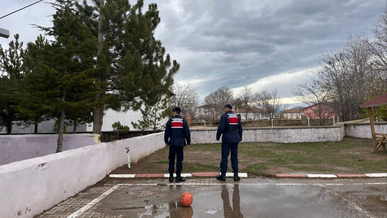 Yozgat’ta Okul Servislerine Sıkı Denetim (3)