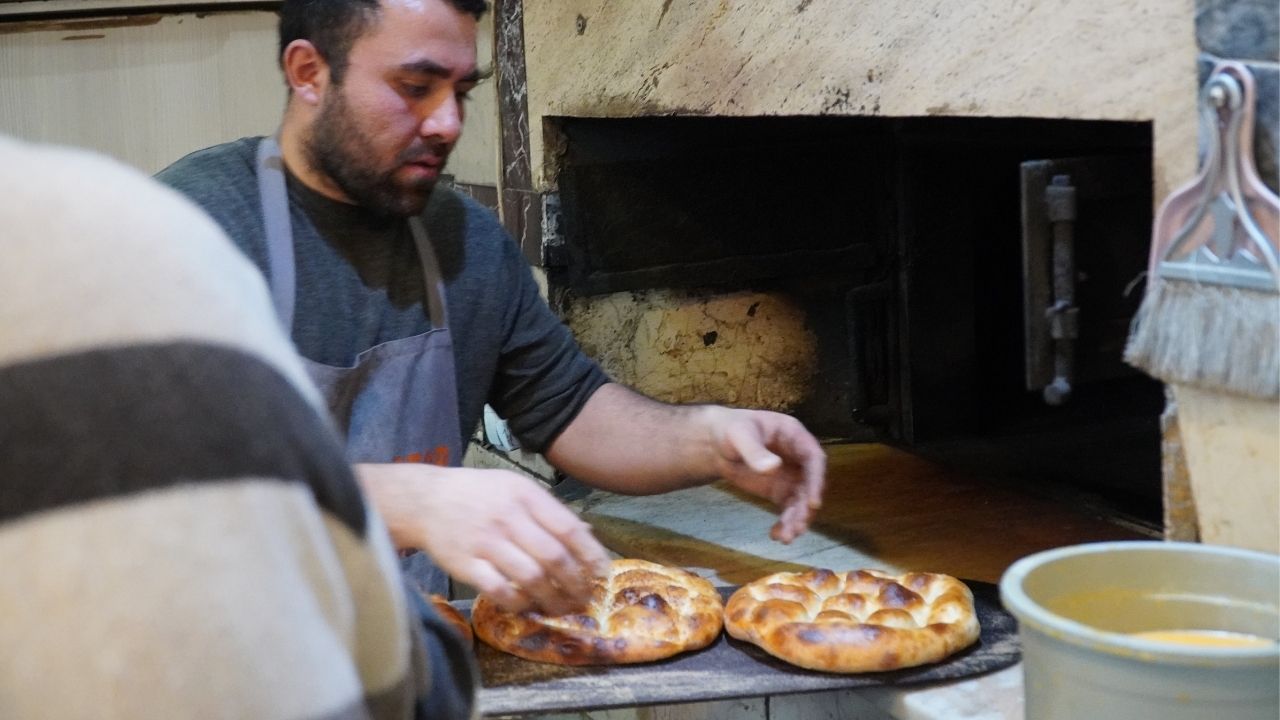 Yozgat'ta Ramazan Pideleri Satışa Sunuldu