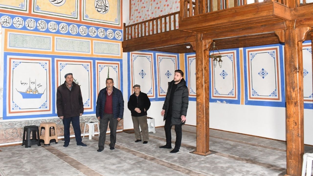 Yozgat’ta Tarihi Bilinmeyen Cami Havadan Görüntülendi (4)