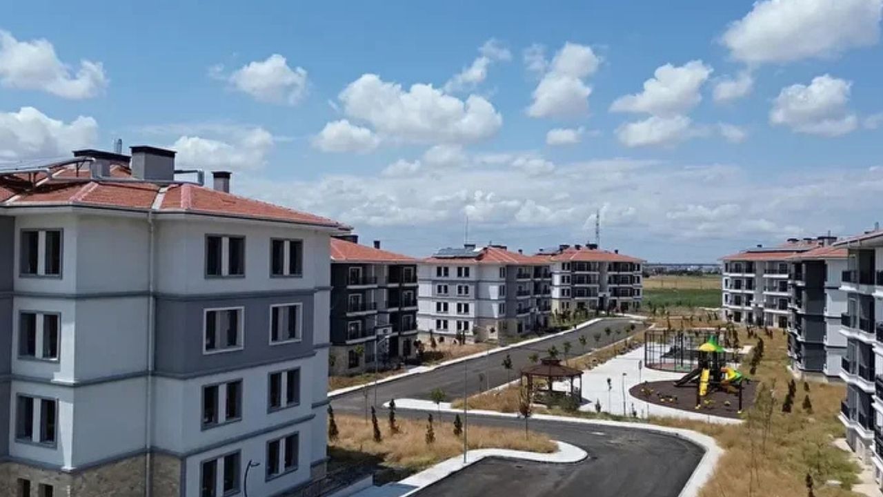 TOKİ 500 Bin Sosyal Konut peşinat ödemeleri ne zaman başlayacak? İşte il il ödeme takvimi