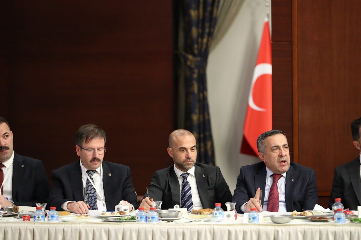 Ak Parti Yozgat İl Başkanı Teşkilatı İçin Ankara'ya Gitti