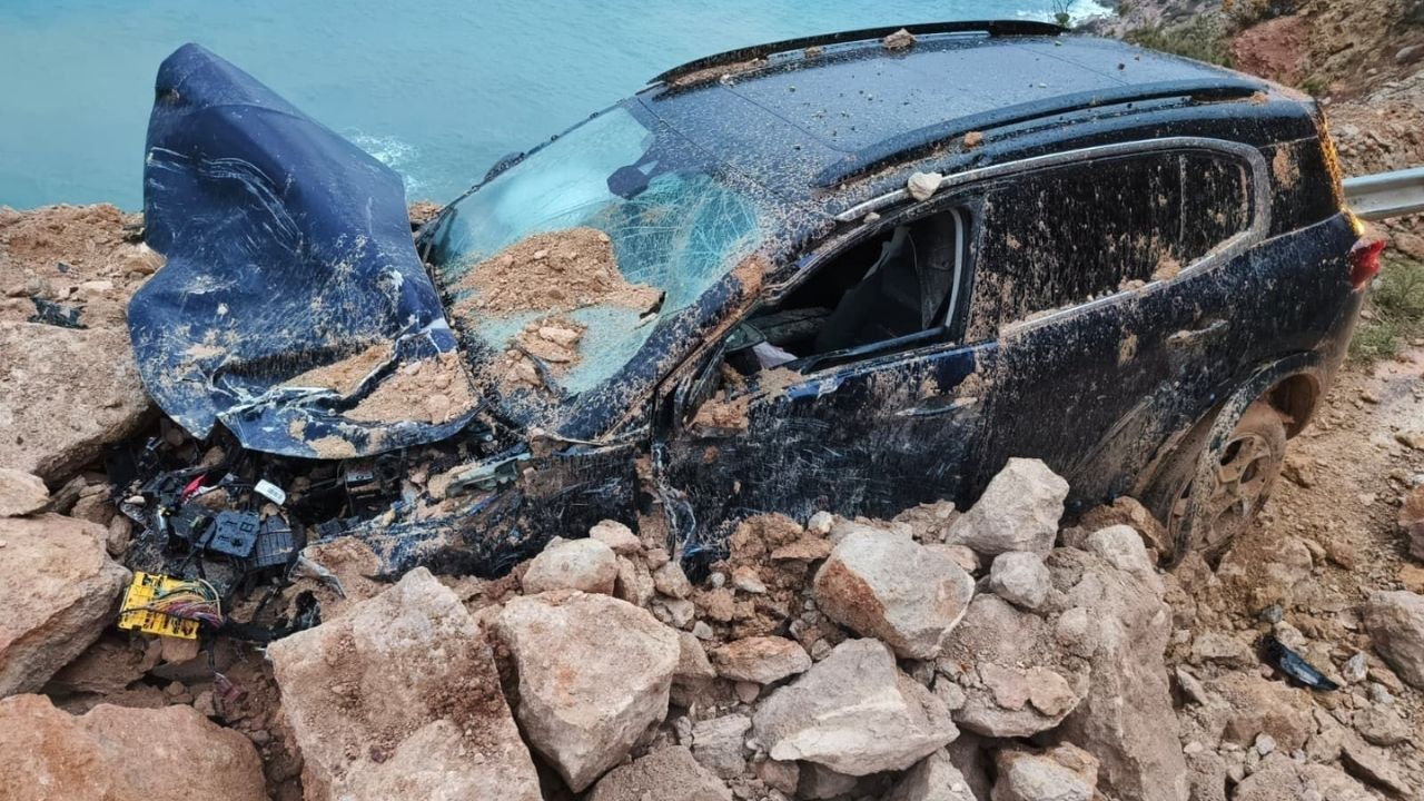 Araç Kamerasına Yansıyan Korkunç Anlar Araç Kamerası Her Şeyi Kaydetti (3)