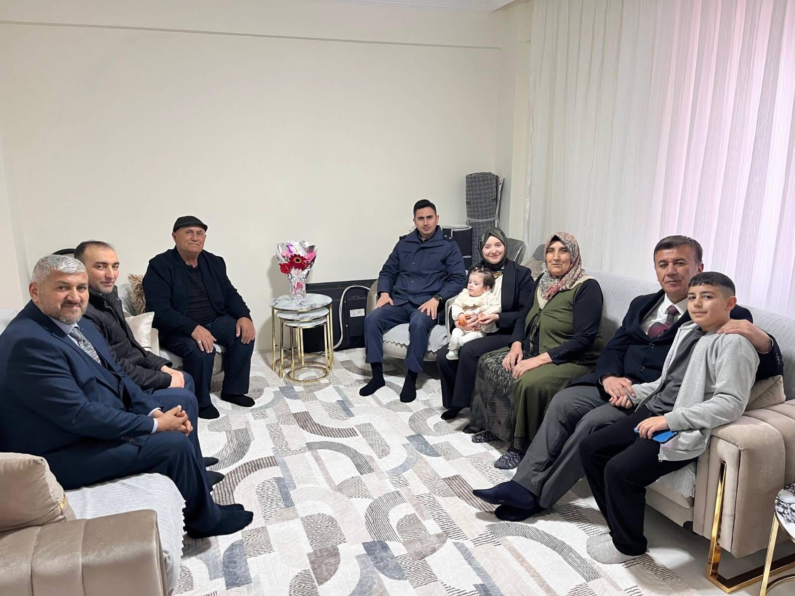 Bayramda Şehit Aileleri Yalnız Bırakılmadı