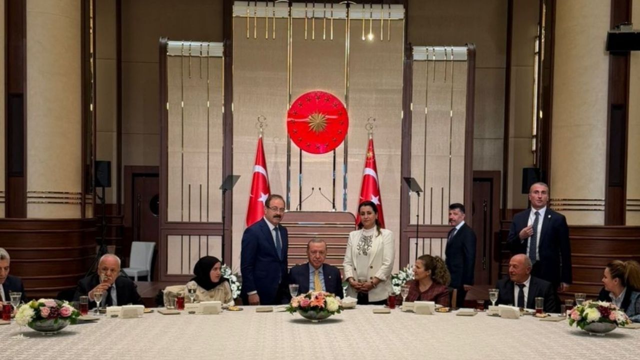 Beştepe’de Esnaf Sofrası Kuruldu İftarda Yozgat Temsilcileri De Yer Aldı (1)