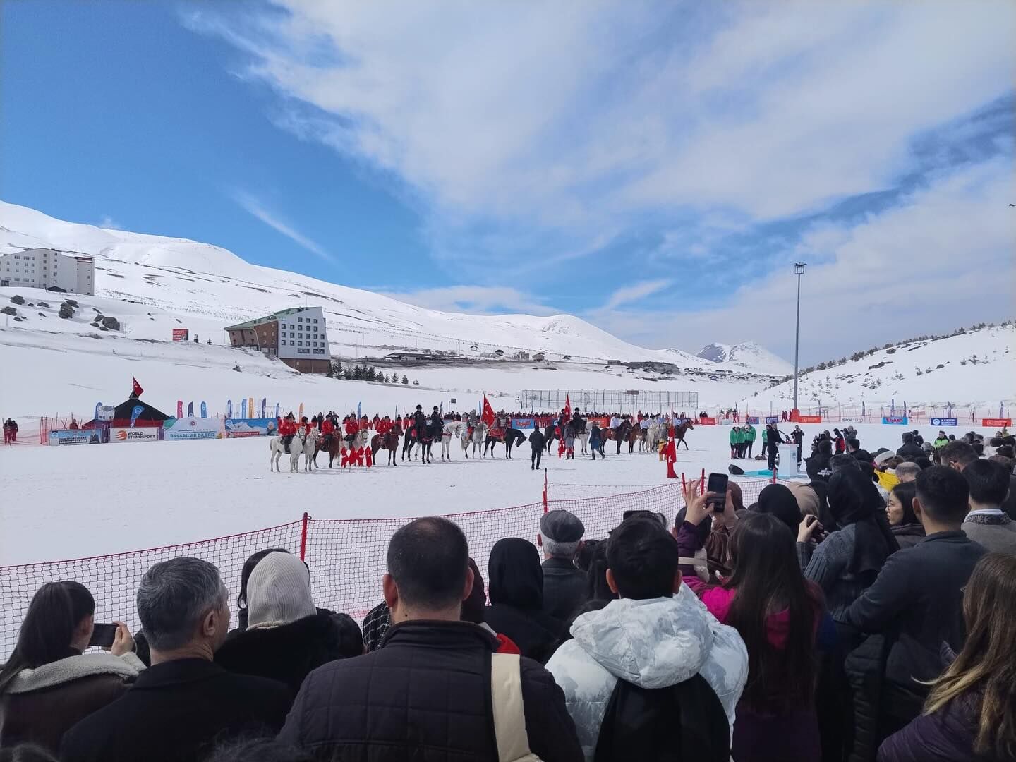 Çayıralanlı Öğrenciler Kayak Keyfi Yaptı1