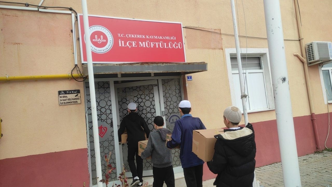 Çekerek’te Minik Kalplerden Büyük Mesaj Detaylar Yürek Isıttı (2)