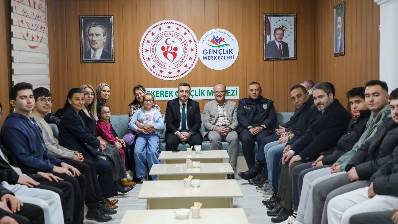 Çekerek’te Protokol Ve Öğrencileri Buluşturan İftar (2)