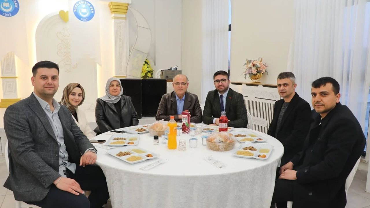 Eğitim Camiası Çekerek’te Aynı Sofrada Buluştu (2)