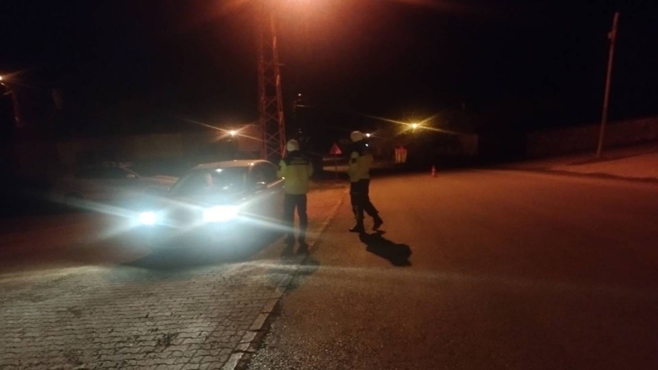 Jandarma Sahaya İndi Yozgat’ta Sürücülere Tek Tek Hatırlatılan O Kurallar (1)