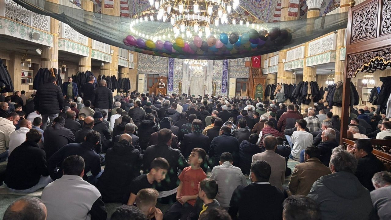 Manevi Coşku Sarıkaya’yı Sardı Camilerde Manevi Atmosfer Dorukta (3)