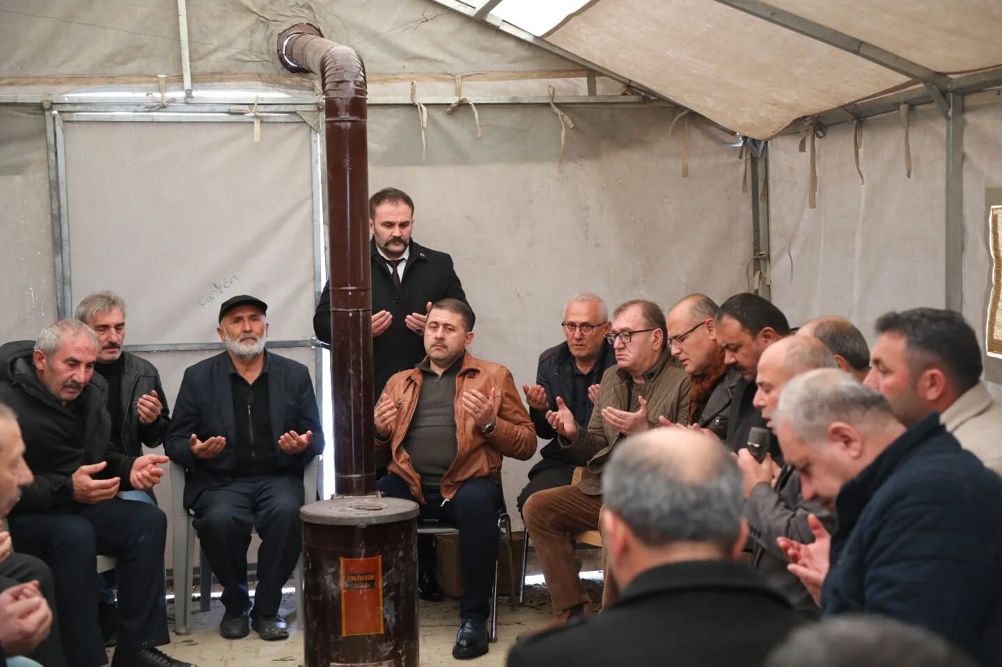 Mhp Yozgat Milletvekili Sedef, Çekerek Halkıyla Kucaklaştı2