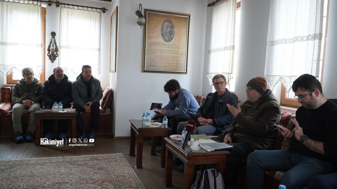 Ramazan Sonrası İlk Etkinlik Yozgat’ta Edebiyatseverler Kemal Tahir Ile Buluştu (2)-1