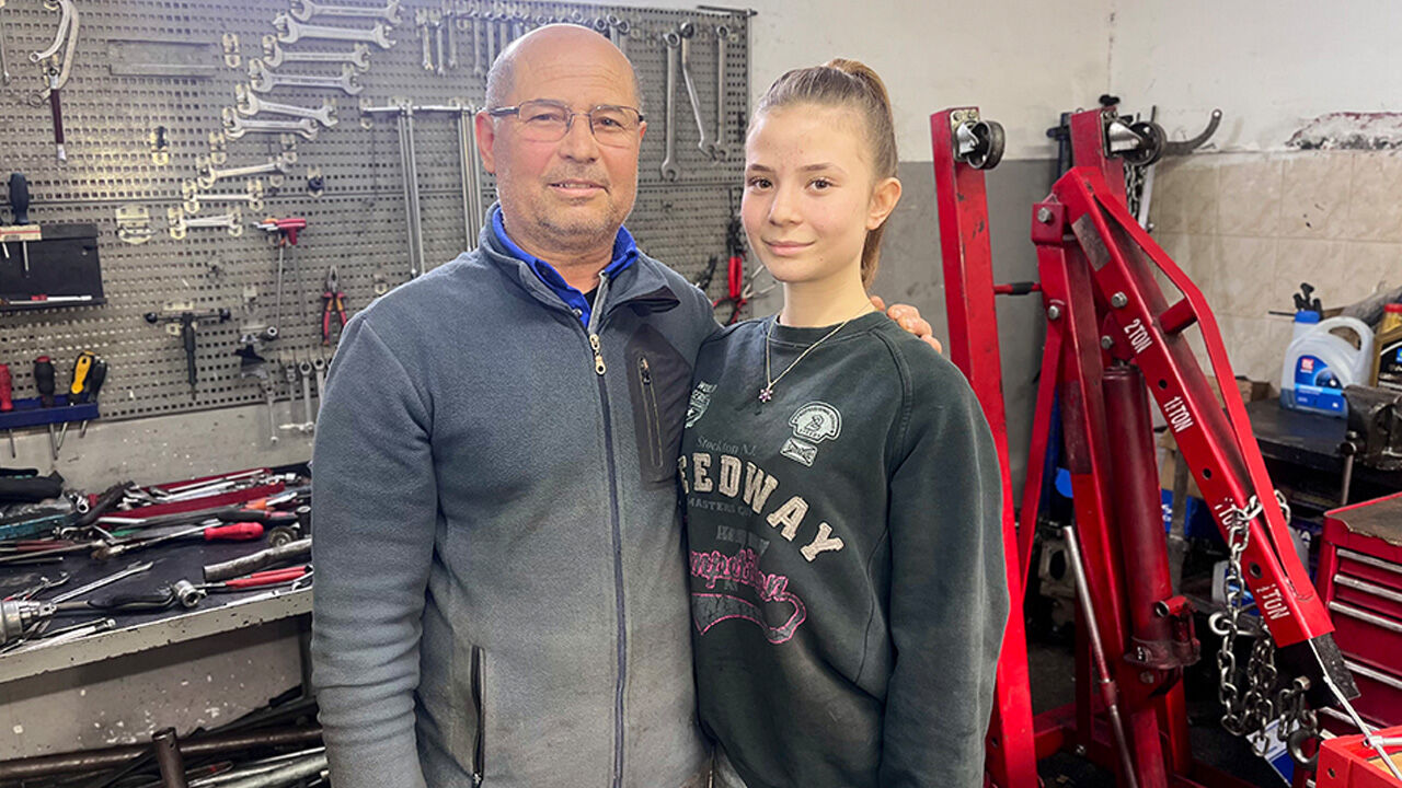 Sanayide Önyargıları Kıran Genç Kız Kendi Tamirhanemi Açmak İstiyorum (1)