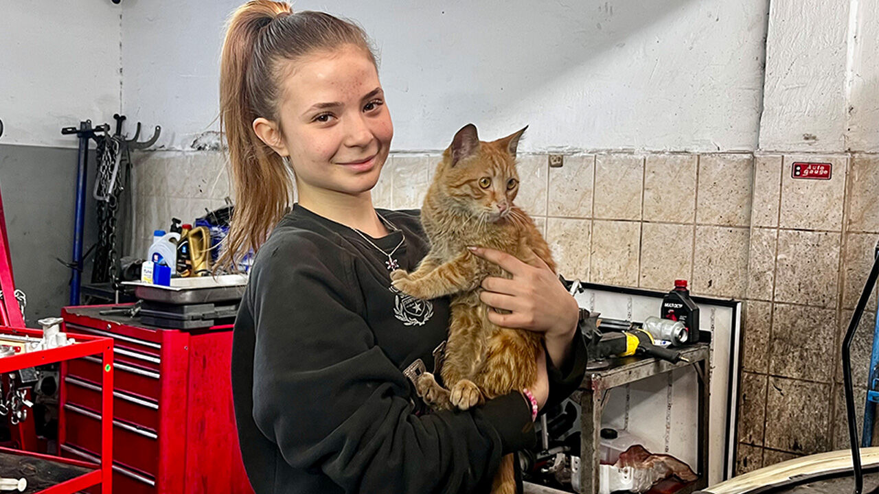 Sanayide Önyargıları Kıran Genç Kız Kendi Tamirhanemi Açmak İstiyorum (4)