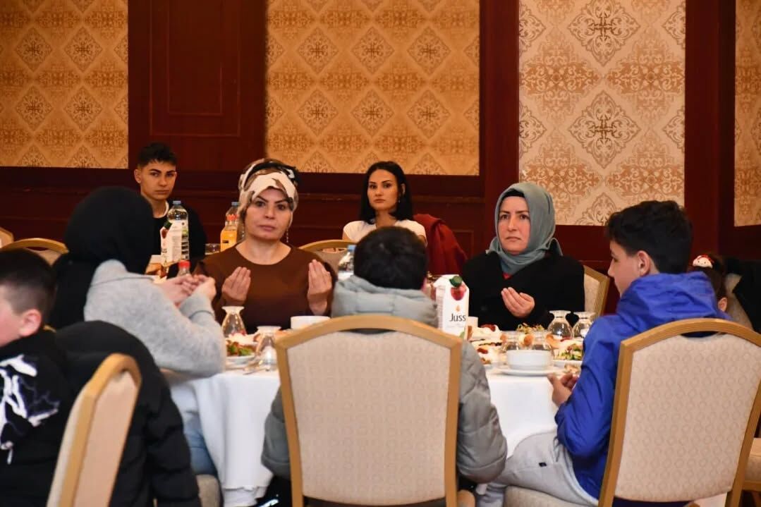 Sorgun Kaymakamı Canpolat, Yetim Çocuklarla İftarda Bir Araya Geldi