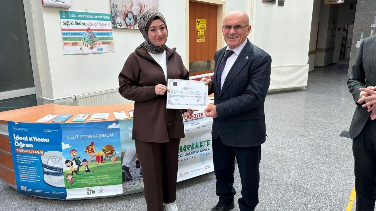 Toplum İçin Erişilebilir Sağlık Hizmeti Yozgat’ta İşaret Dili Kursu Tamamlandı (3)