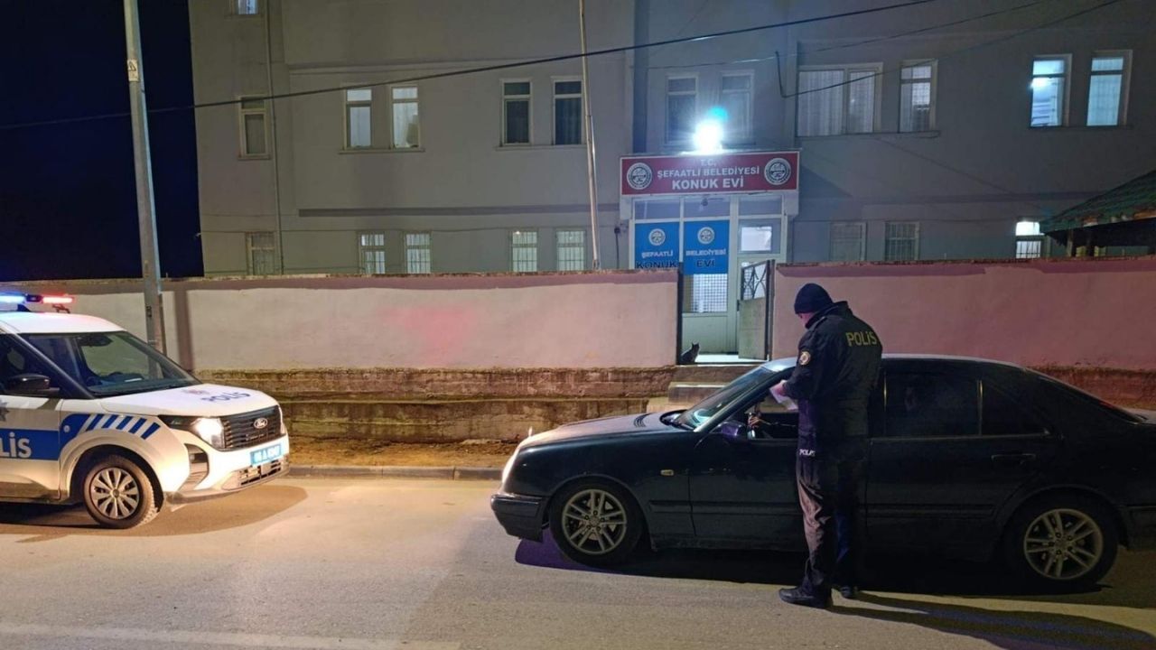 Trafik Ve Güvenlik Kontrollerinde Şefaatli’de Neler Yaşandı (2)