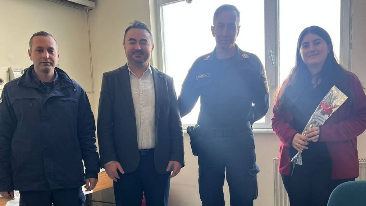 Yenifakılı Jandarması’ndan Duygulandıran 14 Mart Ziyareti (1)