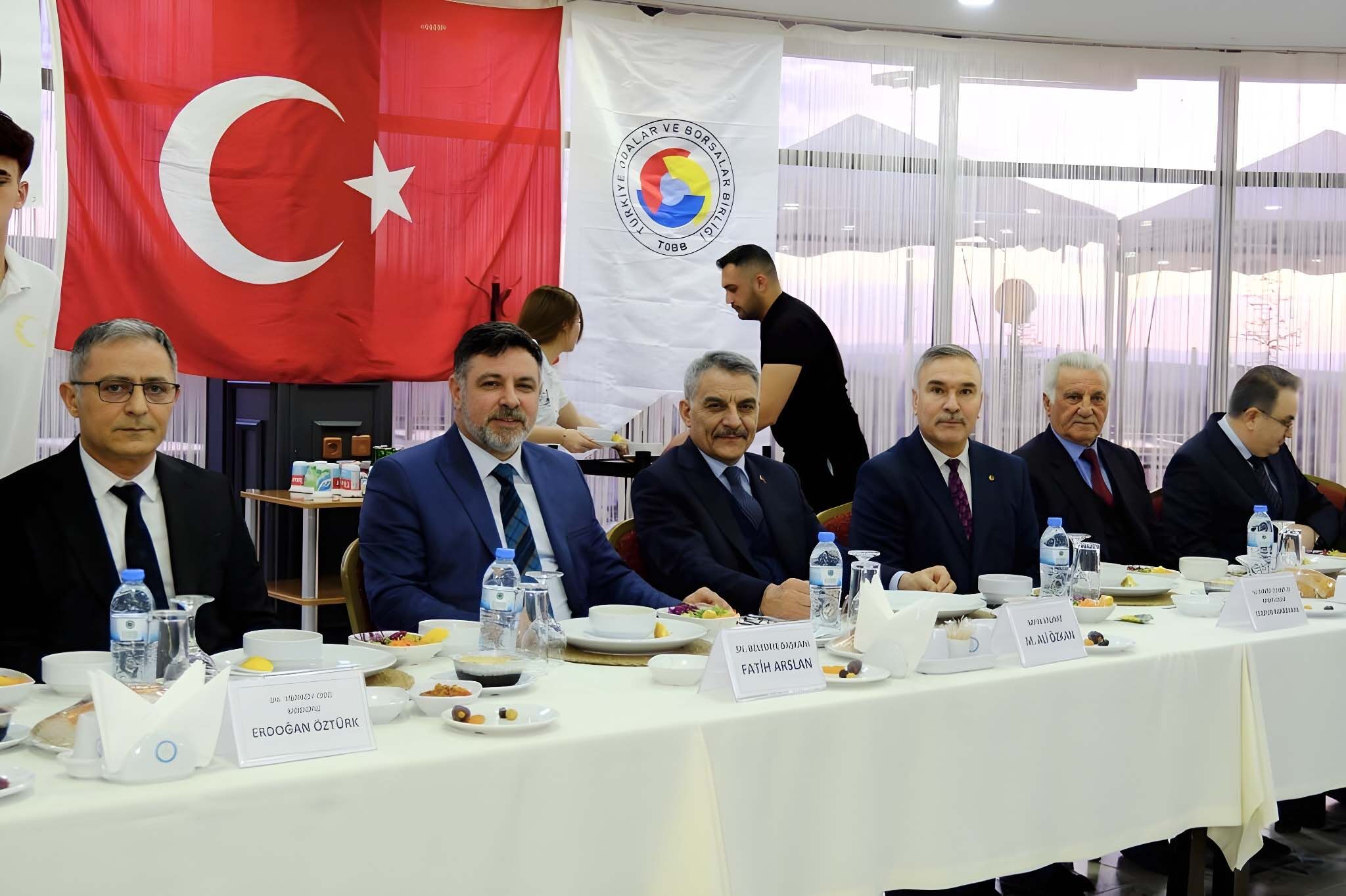 Yerköy’de İş Dünyası İftar Sofrasında Bir Araya Geldi3