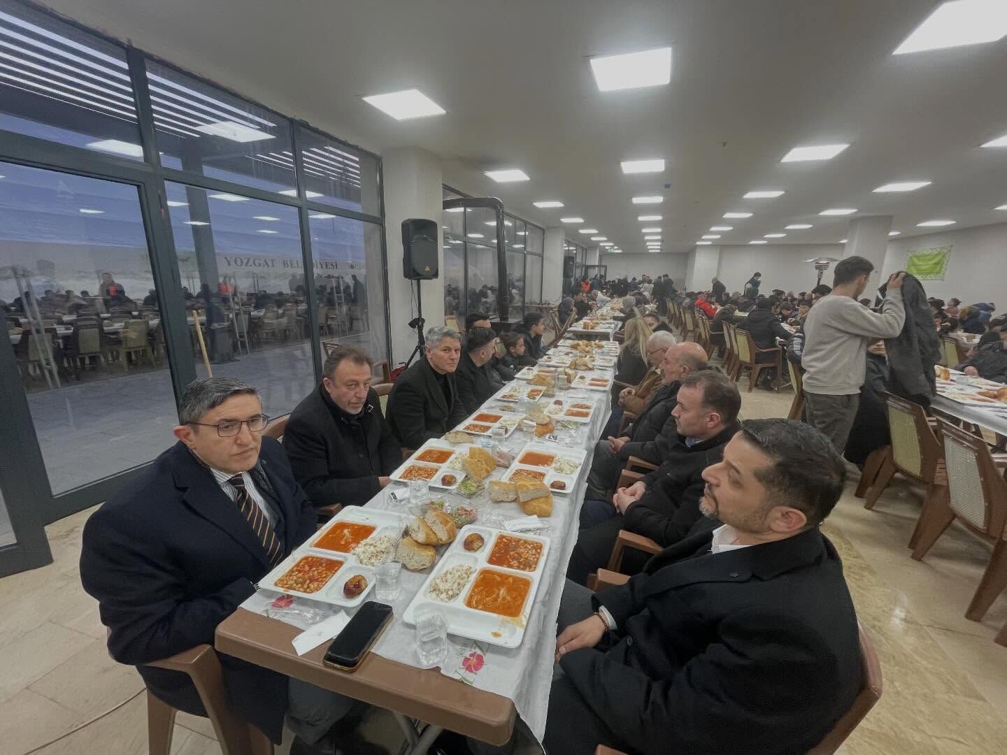 Yozgat Belediyesi İftarı Programında Oda Ve Parti Başkanları Ağırlandı1