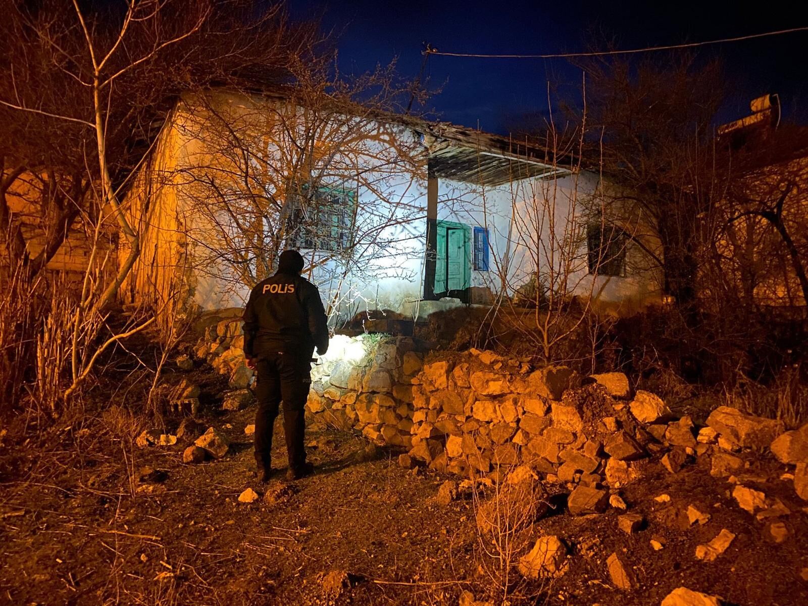 Yozgat Şefaatli'de Emniyet Sorgulamadan Bırakmıyor1