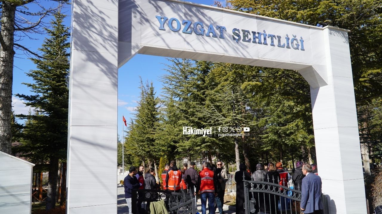 Yozgat Şehitliği’nde Ramazan Öncesi Bakım Ve Temizlik Seferberliği (1)-1