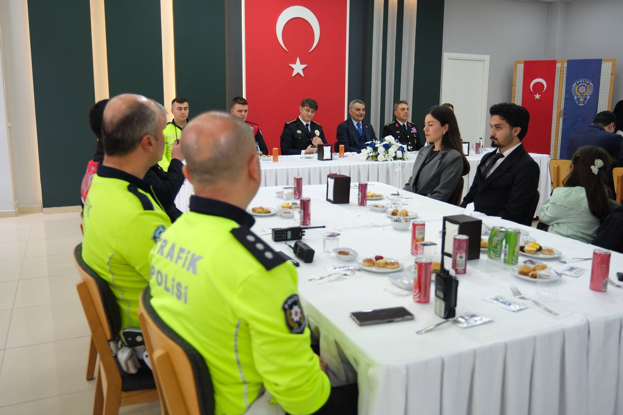 Yozgat Valisi Emekçileri Bayramda Yalnız Bırakmadı1