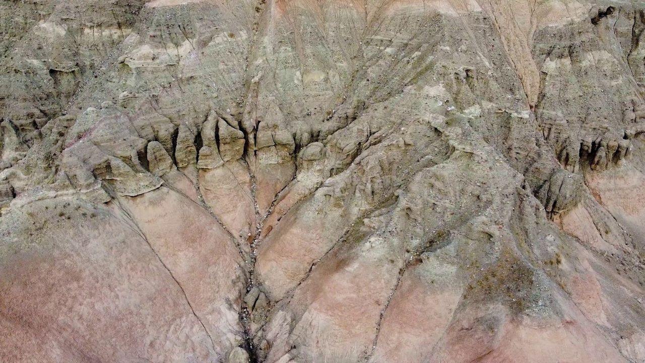 Yozgat Yerköy’de Film Setini Aratmayan Manzara Dikkat Çekiyor (2)