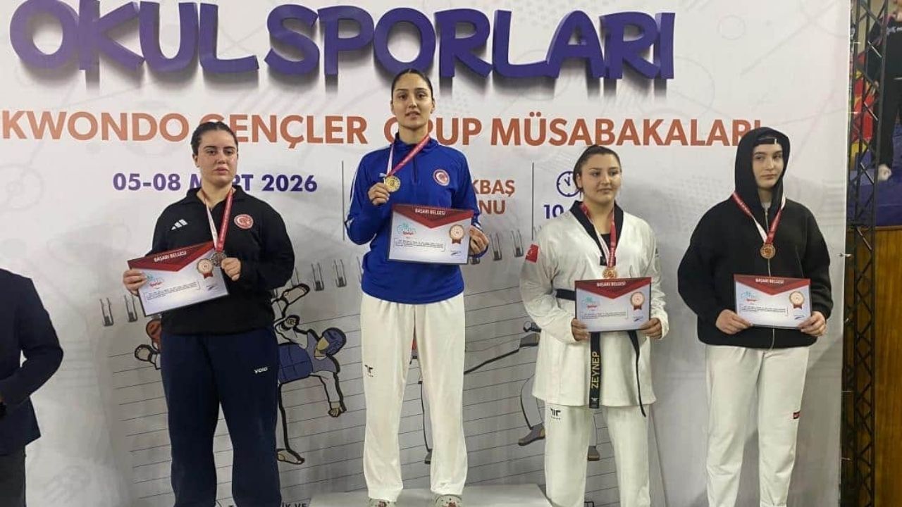 Yozgatlı Sporcular Tokat'ta Taekwondo'da 3 Madalya Kazandı (2)