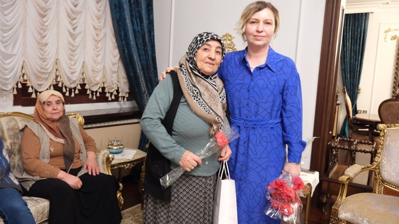 Yozgat’ta Aynı Akşam İki Anlamlı İftar Yaşlılar, Çocuklar Ve Şehit Anneleri (2)