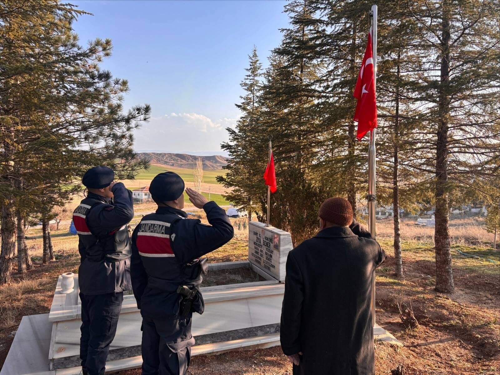 Yozgat'ta Bayram Öncesinde Şehitlerimiz İçin Duygulandıran Vefa1