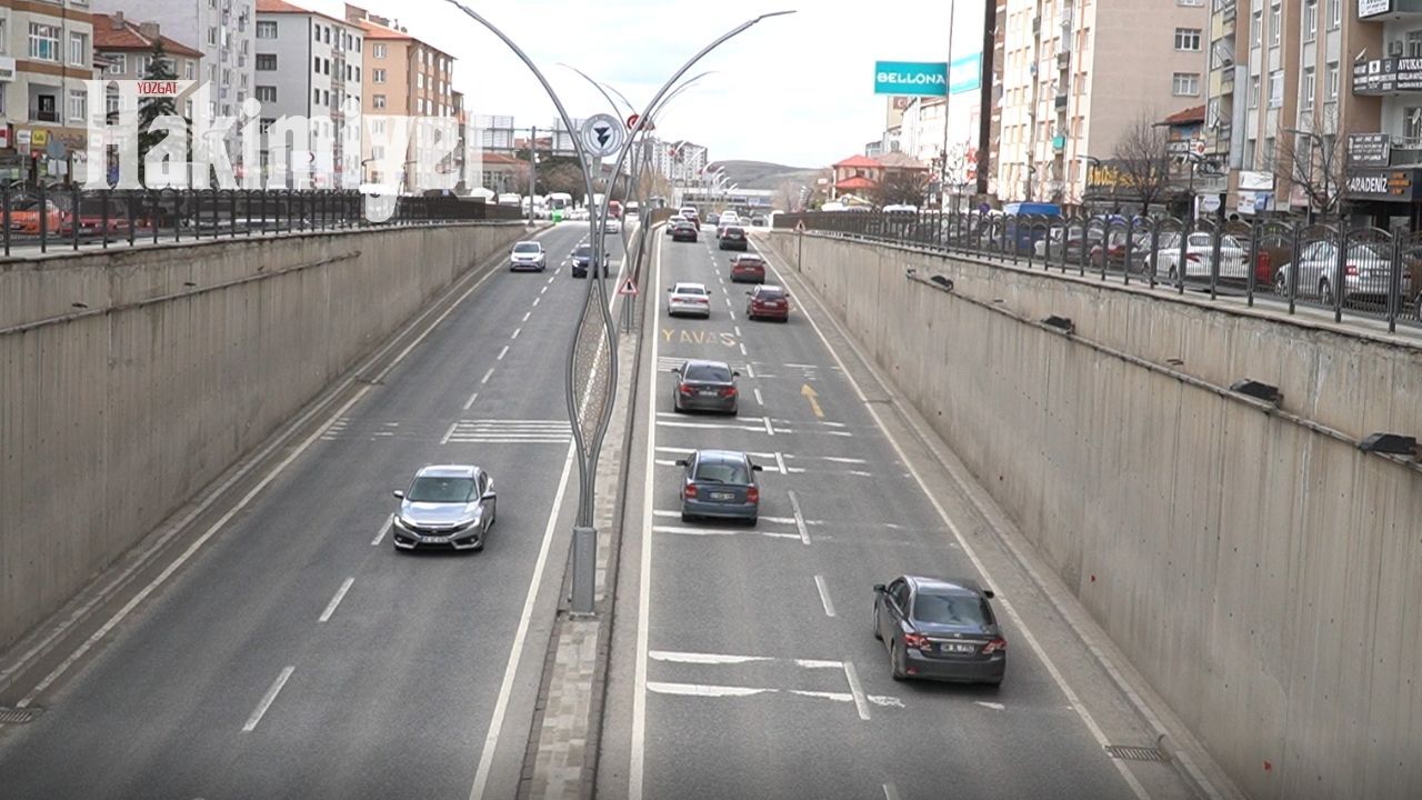 Yozgat’ta Bayram Sonu Trafik Yoğunluğu Zirvede (2)