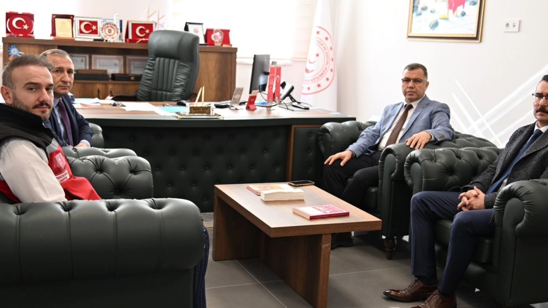 Yozgat’ta Devlet Korumasındaki Genç İçin Anlamlı Veda Taziye Ziyaretleri Sürdü