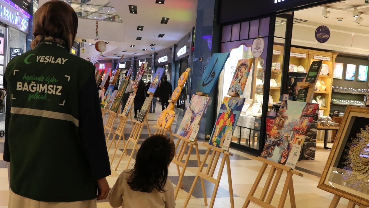 Yozgat’ta Dikkat Çeken Sergi Bağımlılıkla Mücadelede Sanatın Gücü Sahneye Çıktı (3)